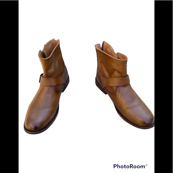 Frye Tyler Engineer Boot in Cognac - Picture 4 of 11